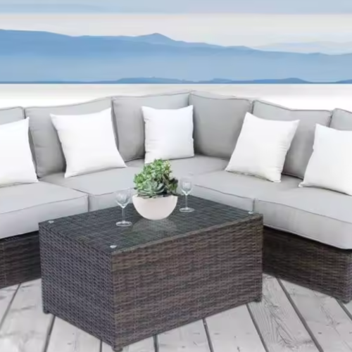 4-Person Wicker Outdoor Seating